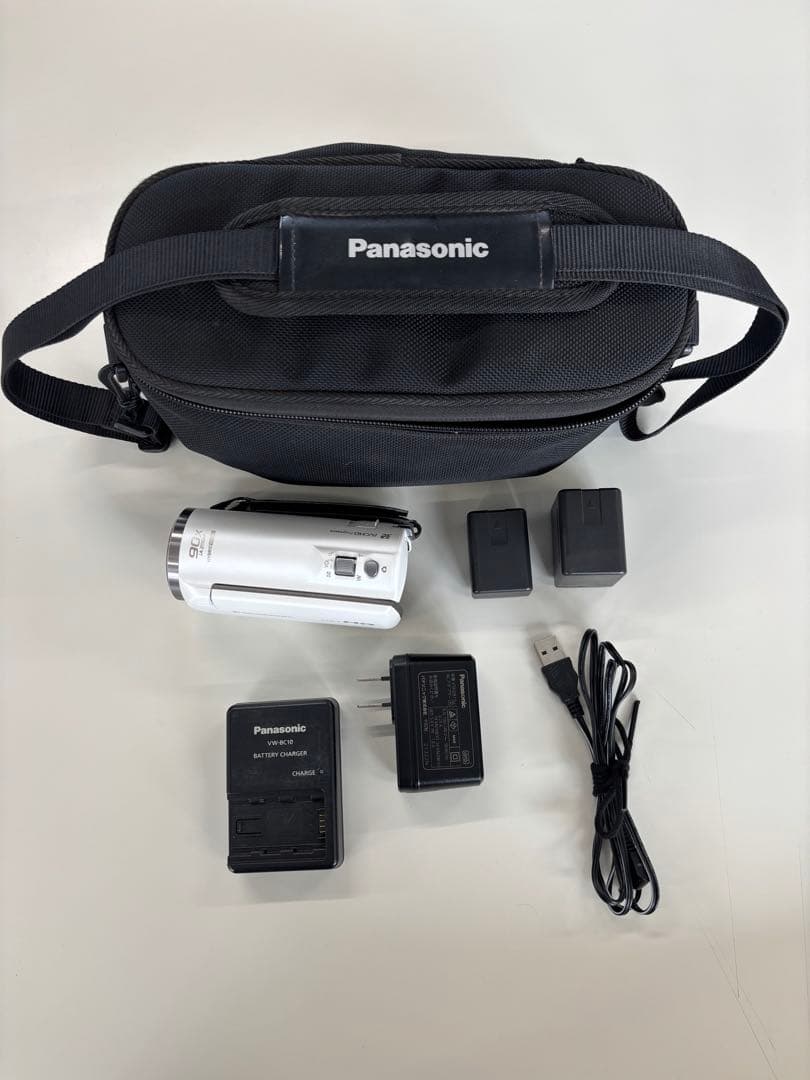 Ｉ*♪様 ビデオカメラ HC-V480MS ホワイト　専用バッグ・大容量バッテリ