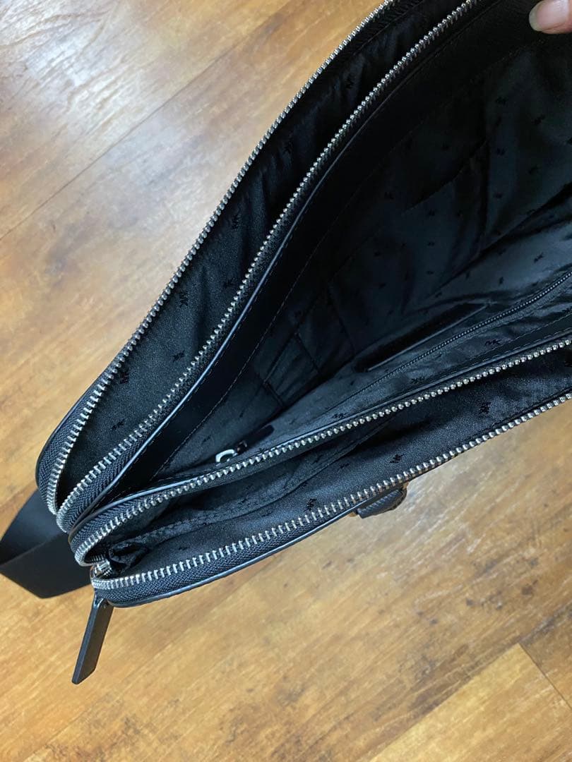 MICHAEL KORS マイケルコースブラック ビジネスバッグ2wayＷジップ