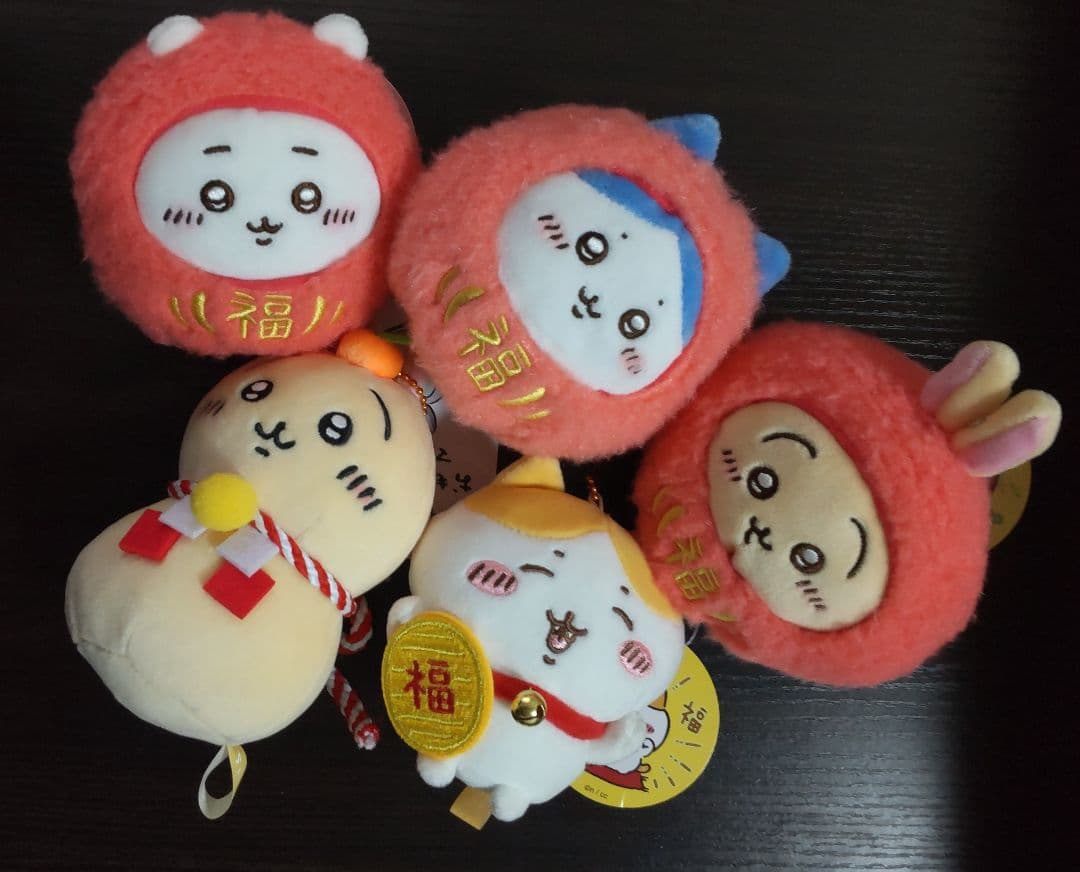 うさぎ おもちもちもちマスコット 招福！ハチワレ だるまになっちゃった！ちいかわ