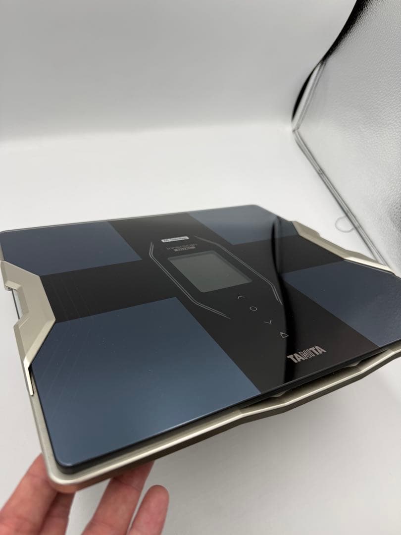 美品　タニタ RD-917L-BK インナースキャンデュアル メタリックブラック