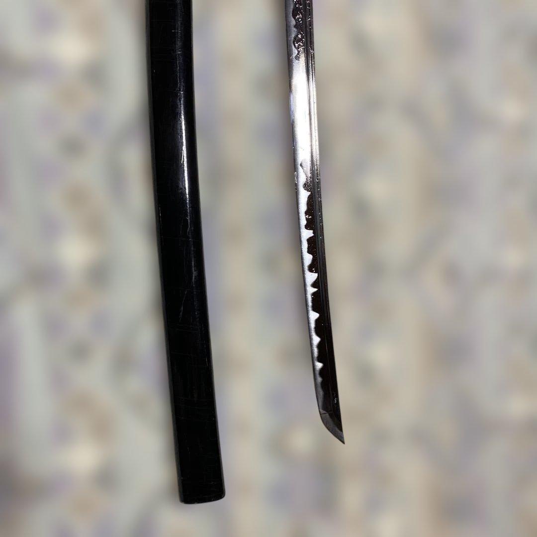 模造刀(居合刀) 紺色柄 菊彫丸鍔 黒呂鞘