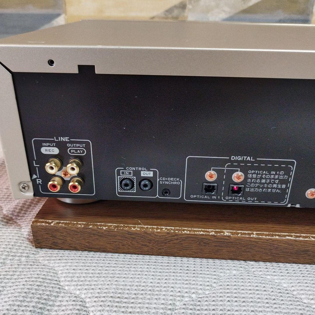 パイオニアＴ−Ｄ７カセットデッキ デジタル・プロセシング　3ヘッドシステム