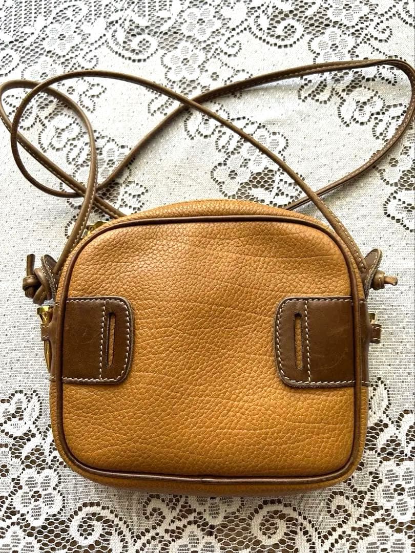 ロエベ　ショルダーバッグ　キャメル色