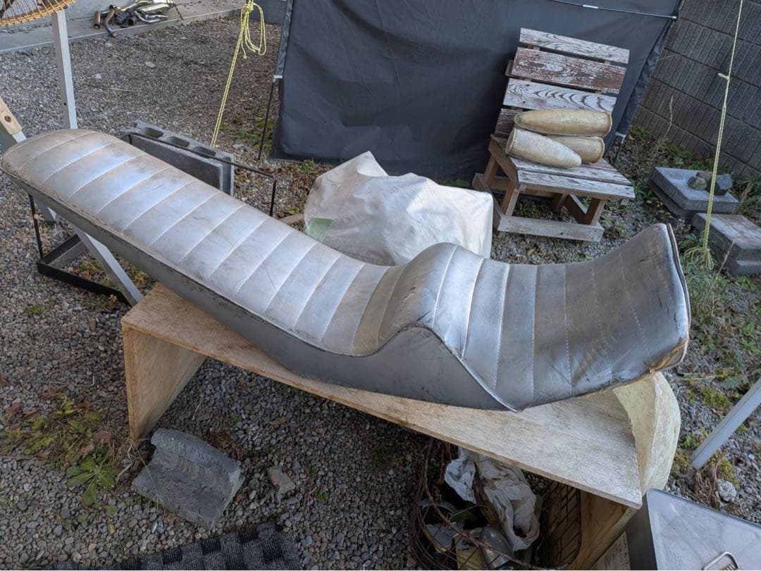 Xjr400 3段シート