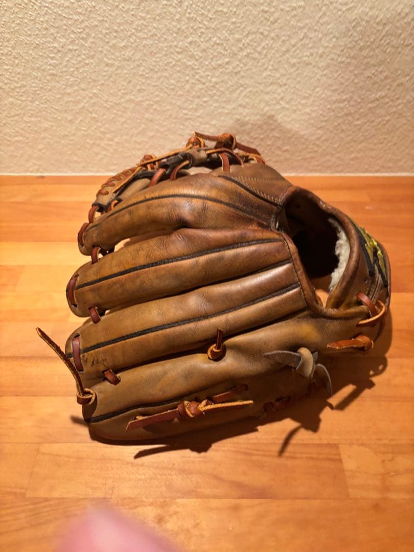 ミズノプロ 硬式 内野手用グローブ　全紐交換済　高品質レザー