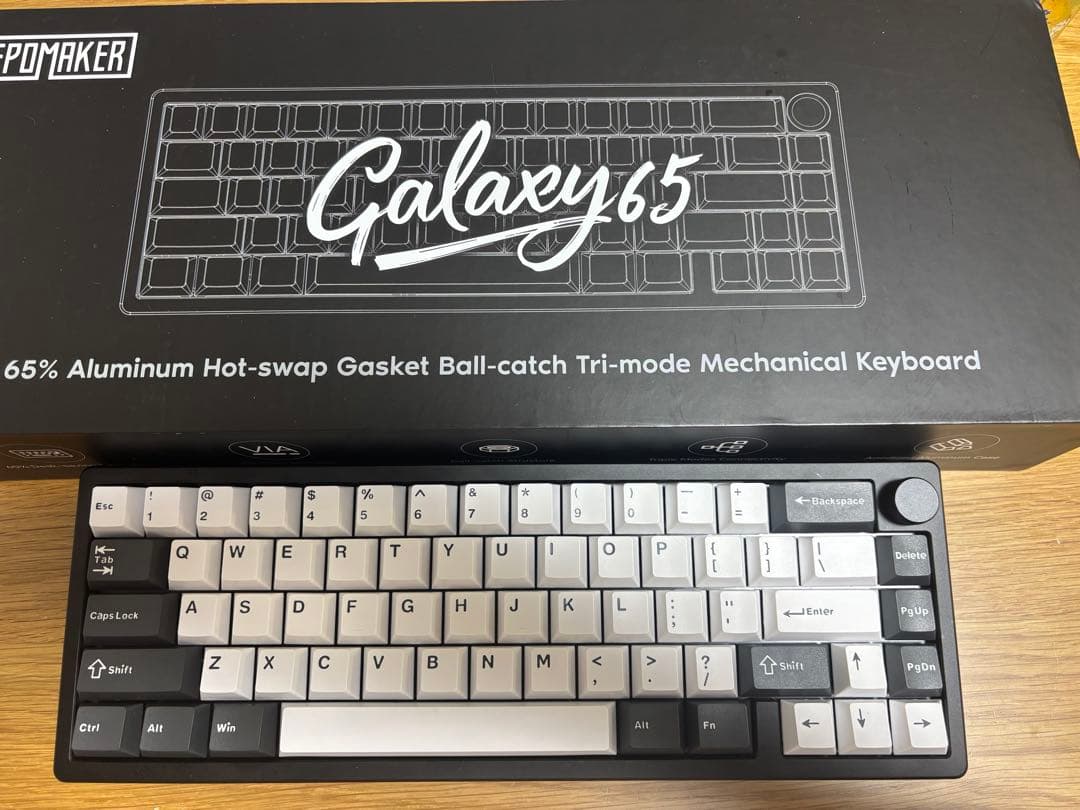 Galaxy65 メカニカルキーボード 65%
