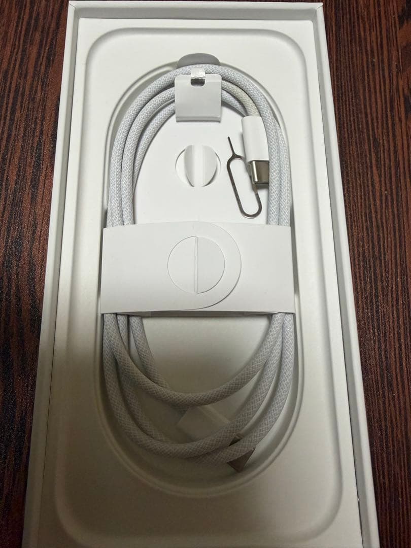 iPhone16Pro 256GB SIMフリー ブラックチタニウム