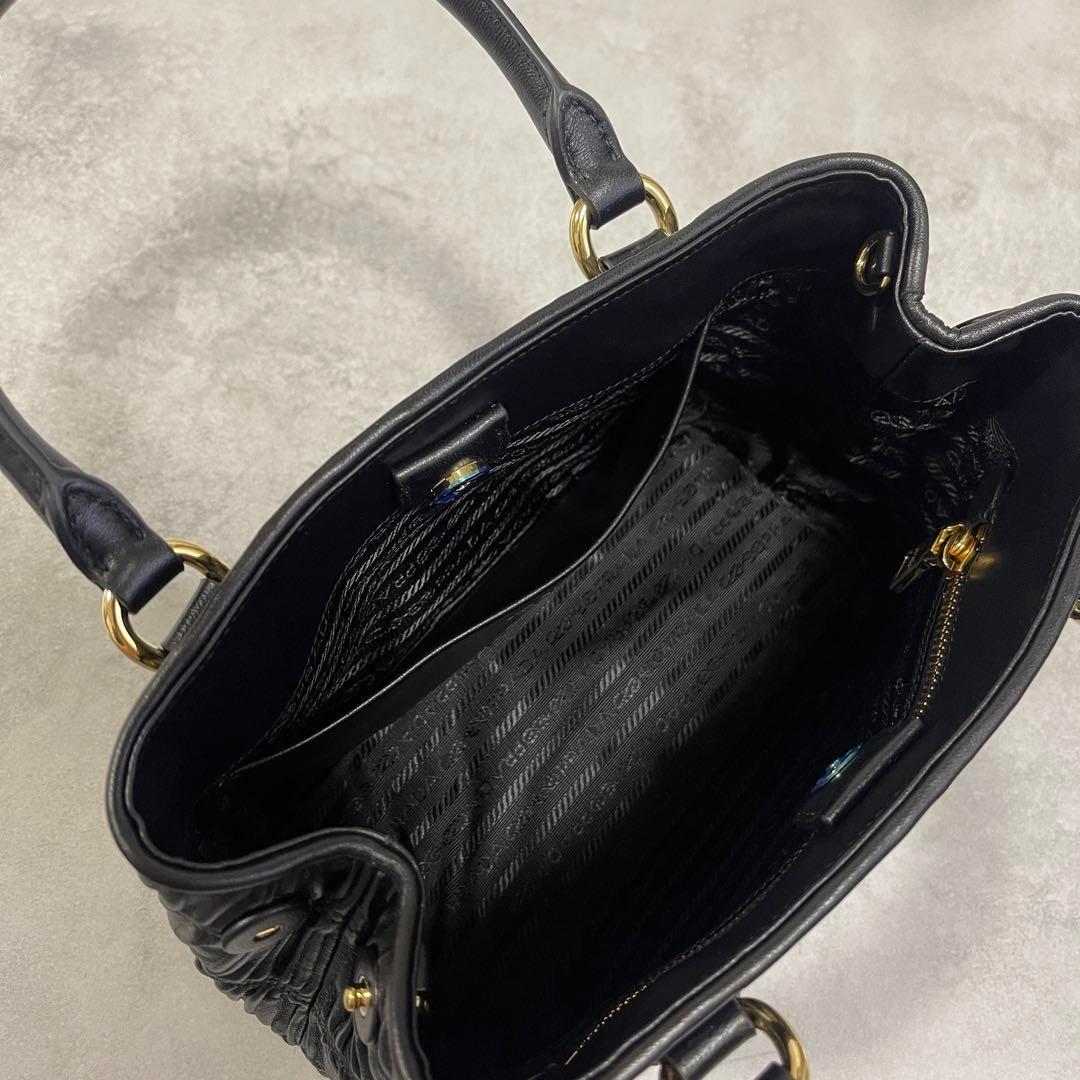 新品✨PRADA プリーツ ナッパレザー 2way ハンドバッグ ブラック