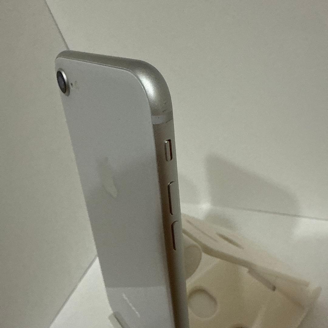 Apple iPhone8 64GB シルバー 本体 SIMフリー