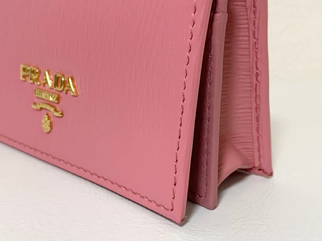 【新品・未使用】PRADA プラダ　名刺入れ