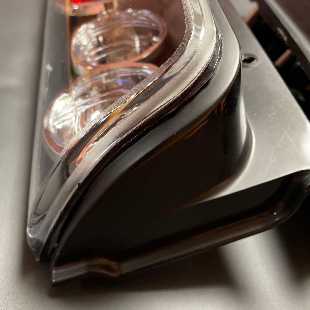 テールランプセット　キャラバンe25