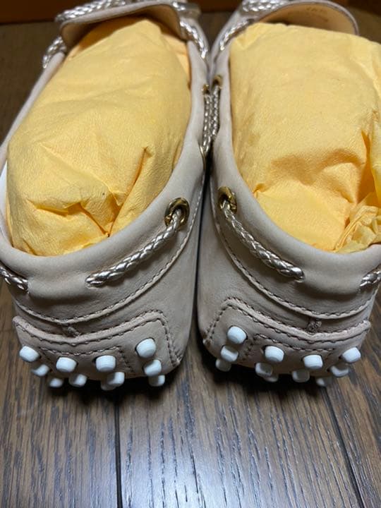 TOD’S 未使用品 ドライビングシューズ