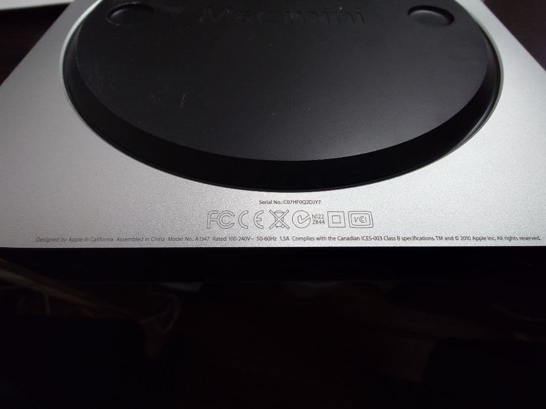 最終値下げ　Mac mini Server (Mid 2011)と純正キーボード