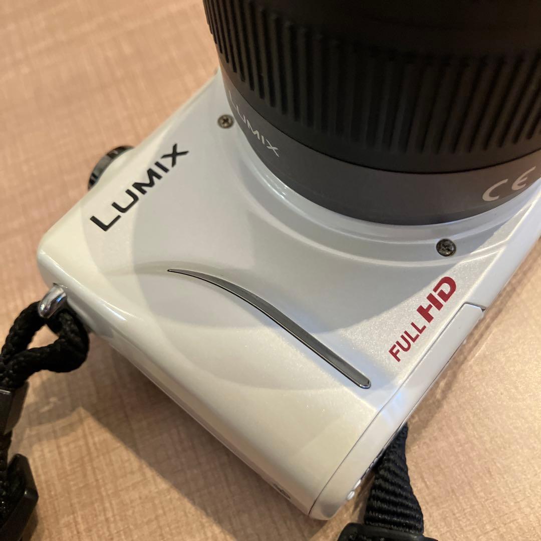 Panasonic パナソニック　DMC-GF2 LUMIX デジタルカメラ