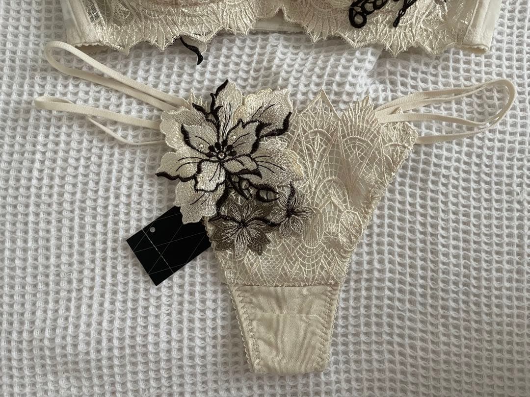 サルート　ブラD70 ソングM 72 ペルー