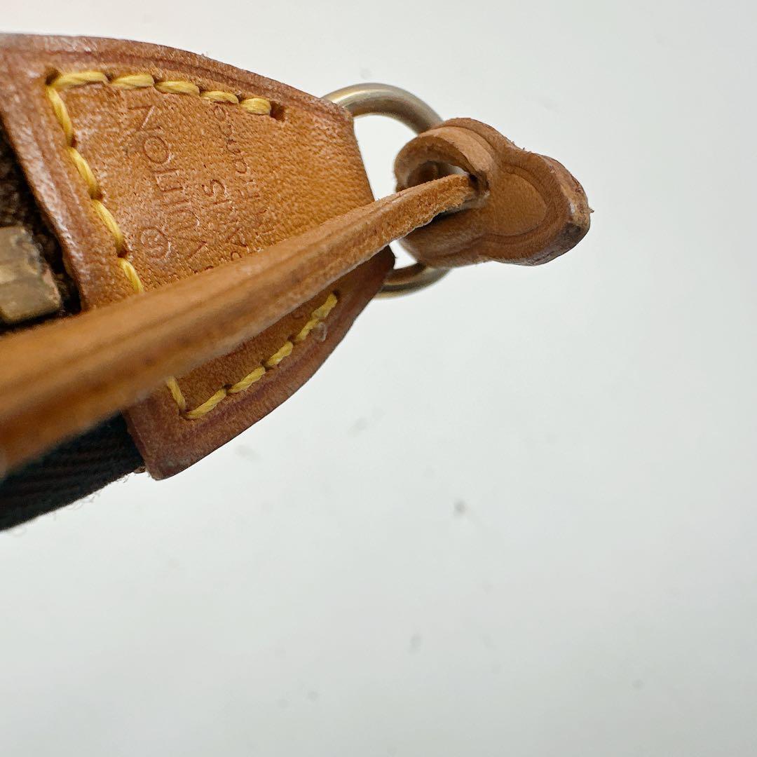 ルイヴィトン　モノグラム　ポシェットアクセソワール　AR1928