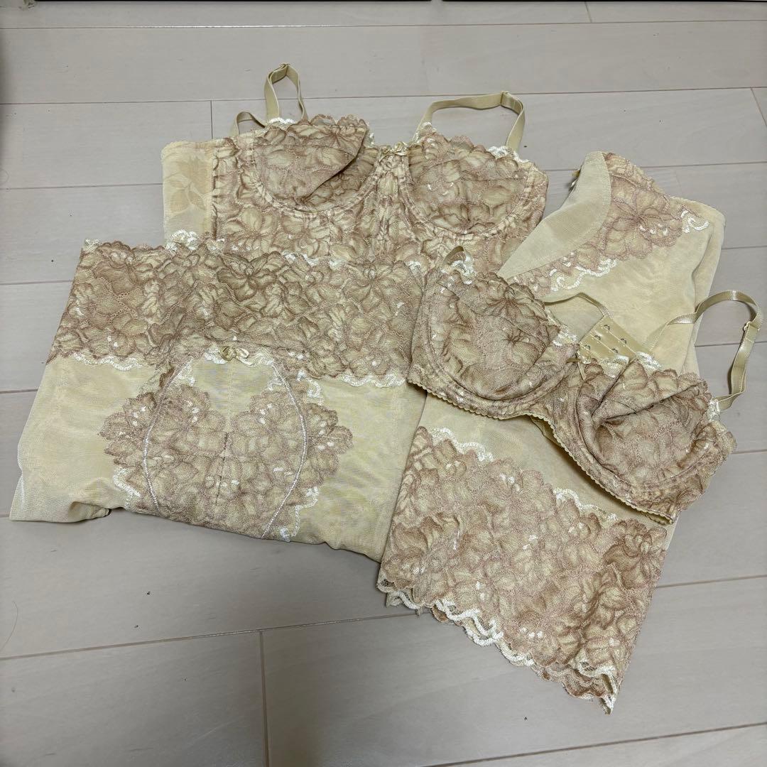 ダイアナ　ダイアジェンヌ　4点セット