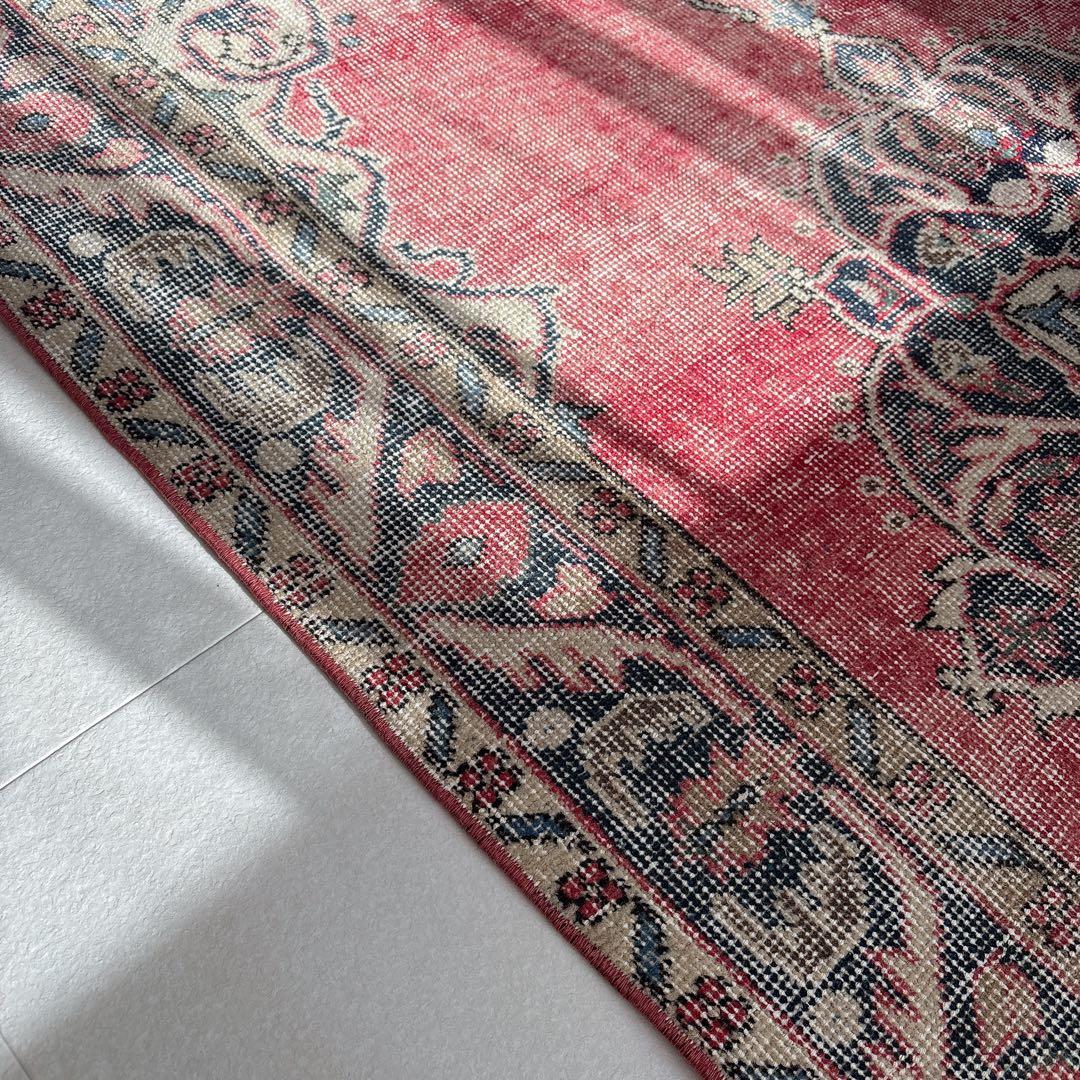 トルコ　ヴィンテージラグ　赤　ネイビー　メダリオン