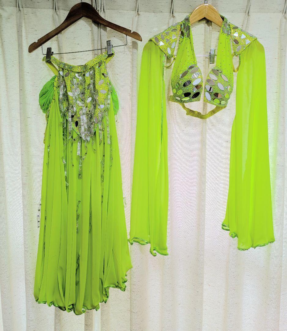 低身長さんに　蛍光グリーン ベリーダンス 衣装　セットアップ