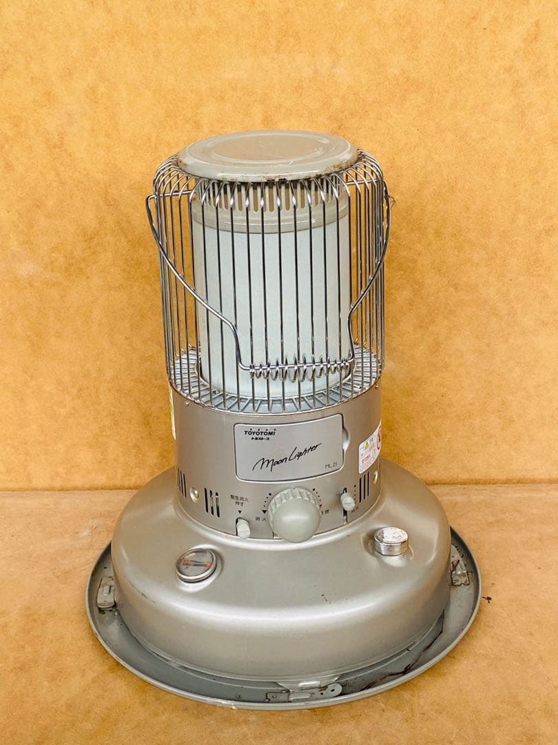 TOYOTOMi マイナスイオンストーブ 灯油 シルバー コンパクト