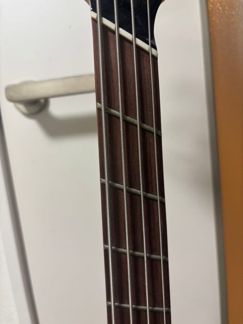 Seed エレキベース サンバースト 4弦 でらしモデル