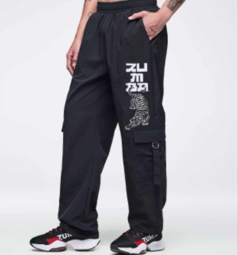 定価¥15,180最新作 正規品ZUMBA 虎柄 カーゴパンツ ズンバウェア