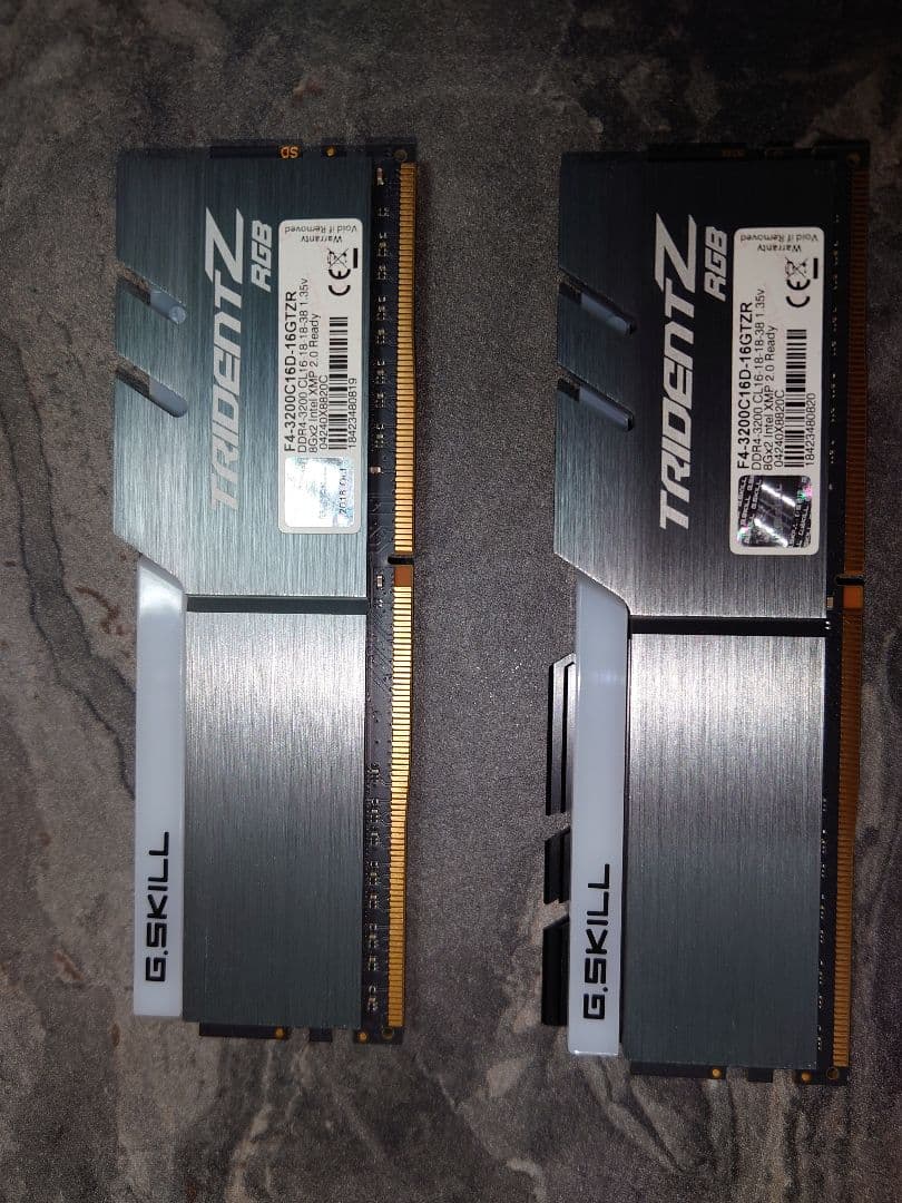 G.SKILL メモリテスト済み F4-3200C16D-16GTZR