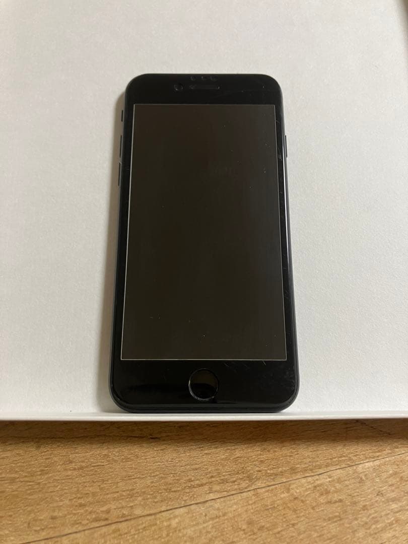 Apple iPhone SE2 64GB ホワイト