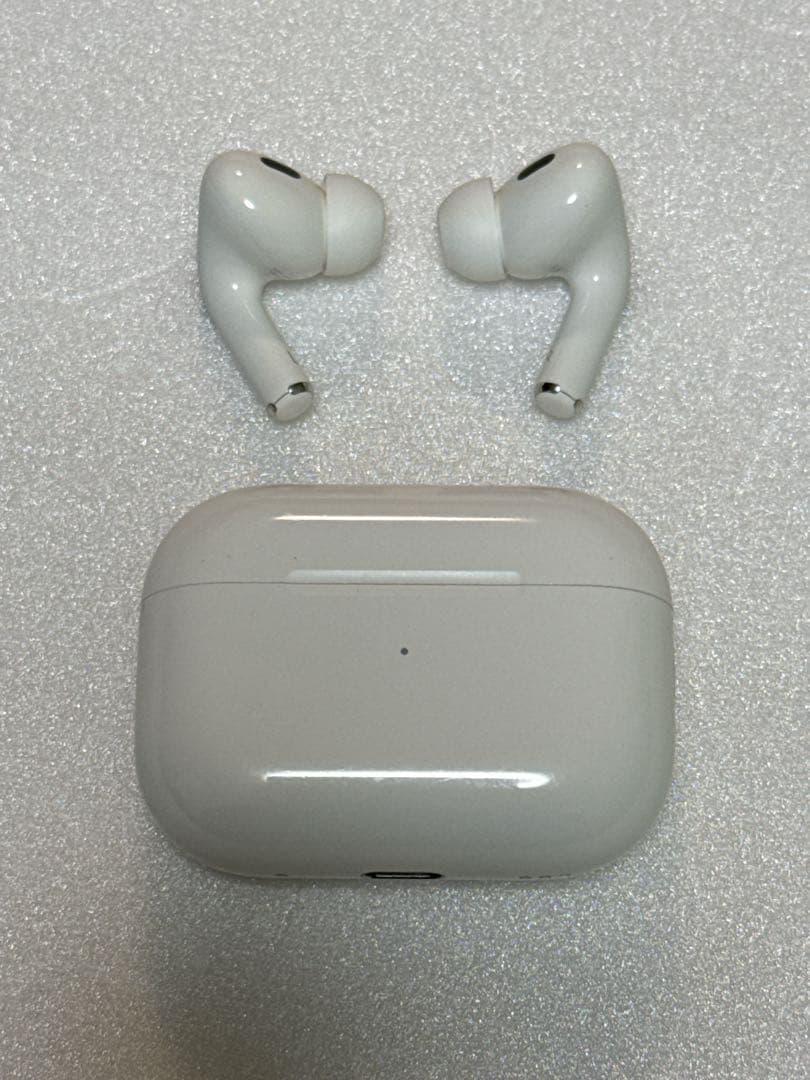【Apple】極美品！AirPods Pro 2 USB-C 第2世代