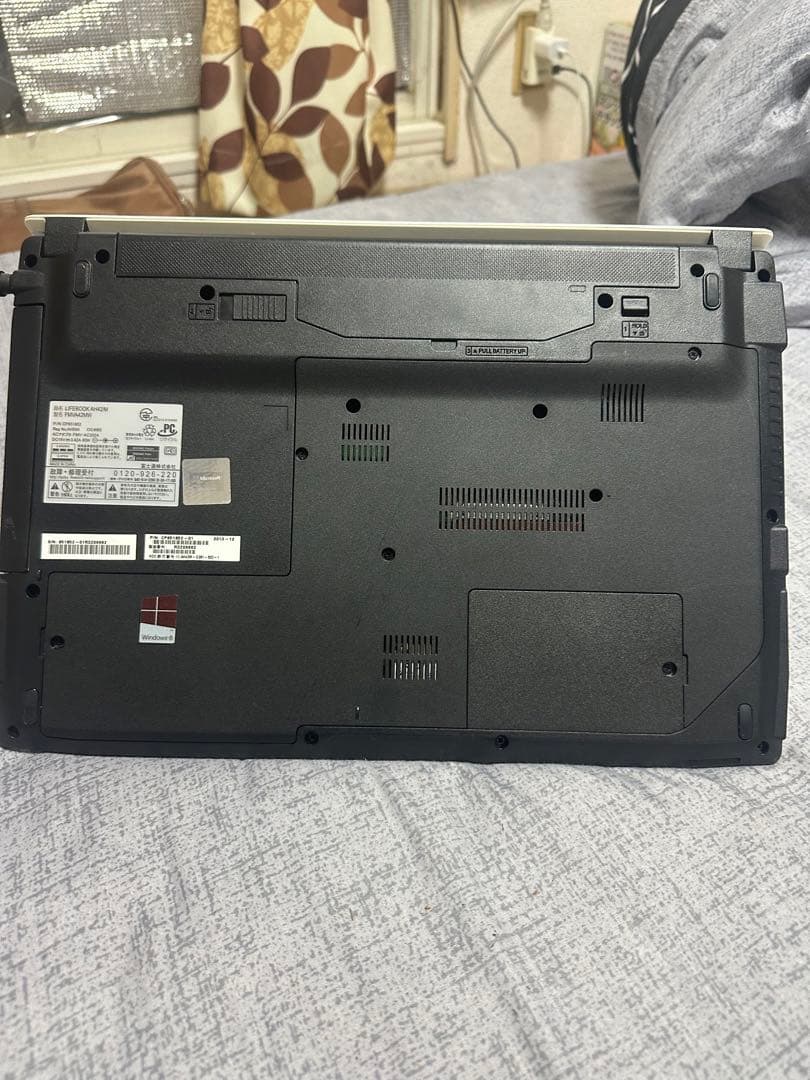 その他ノートPC本体 FUJITSU