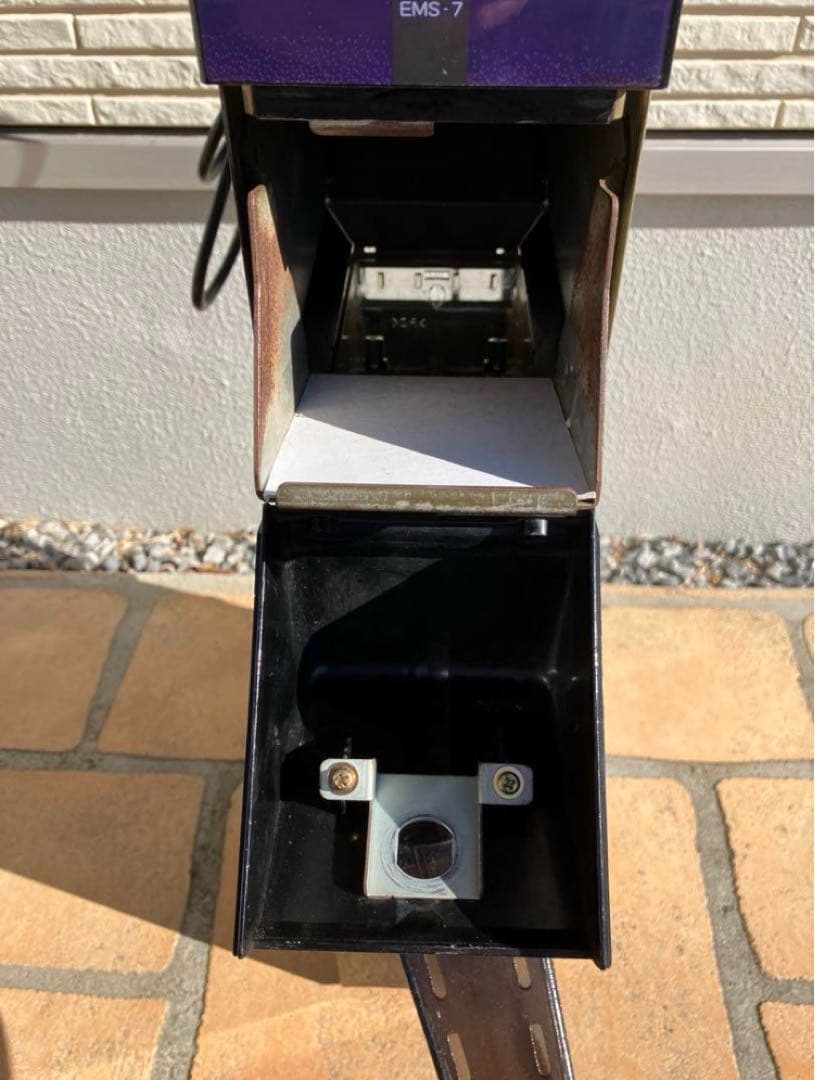 両替機 新紙幣非対応　　メダルサンド