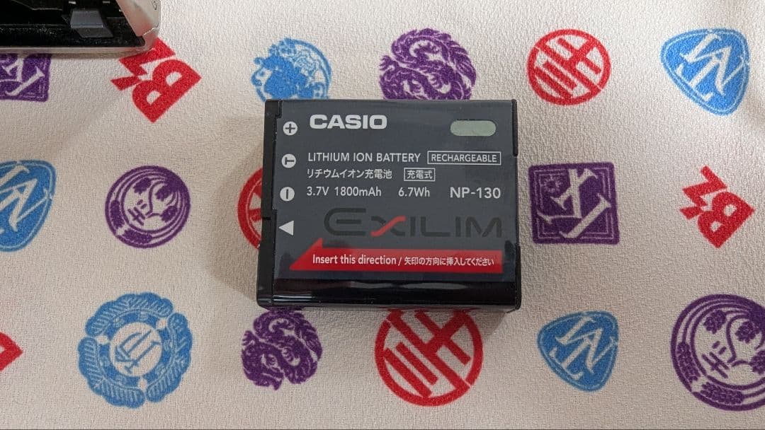 CASIO EXILIM コンパクトデジタルカメラ　EX-ZR300 ジャンク