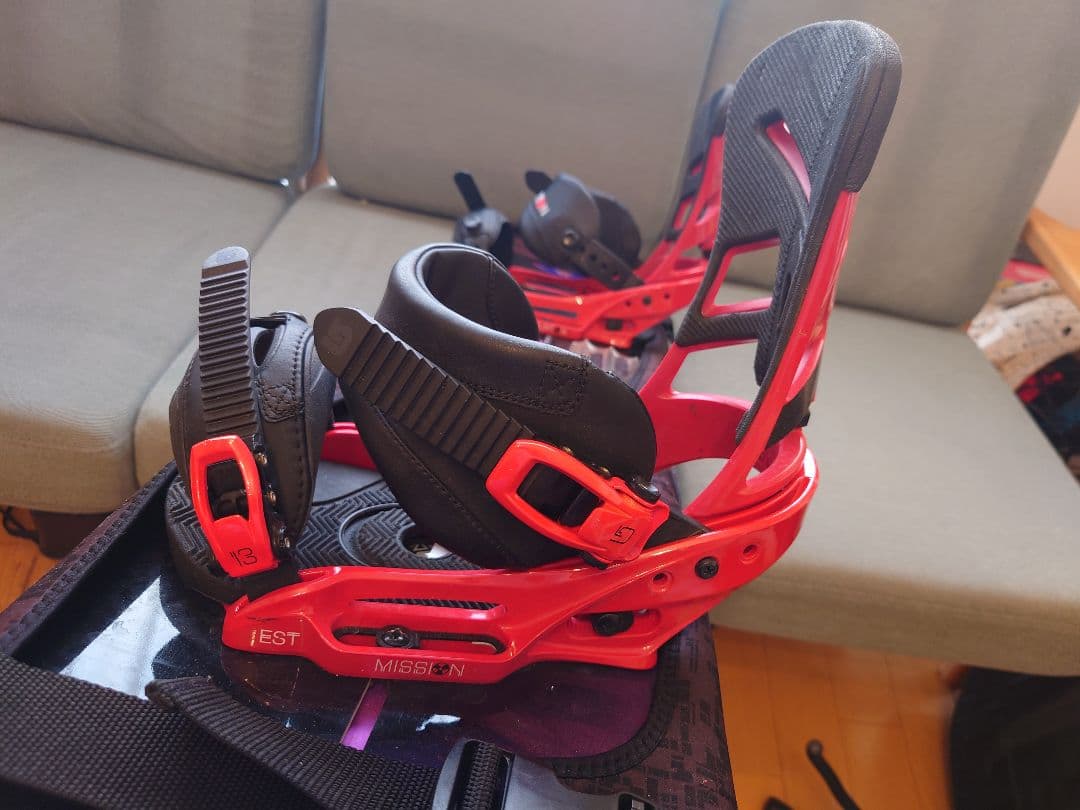 BURTON mission Sサイズ