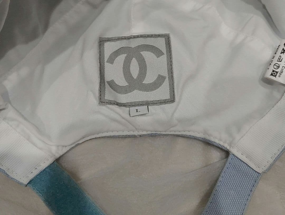 ご*い様 CHANEL ライトブルー グラフィックキャップ