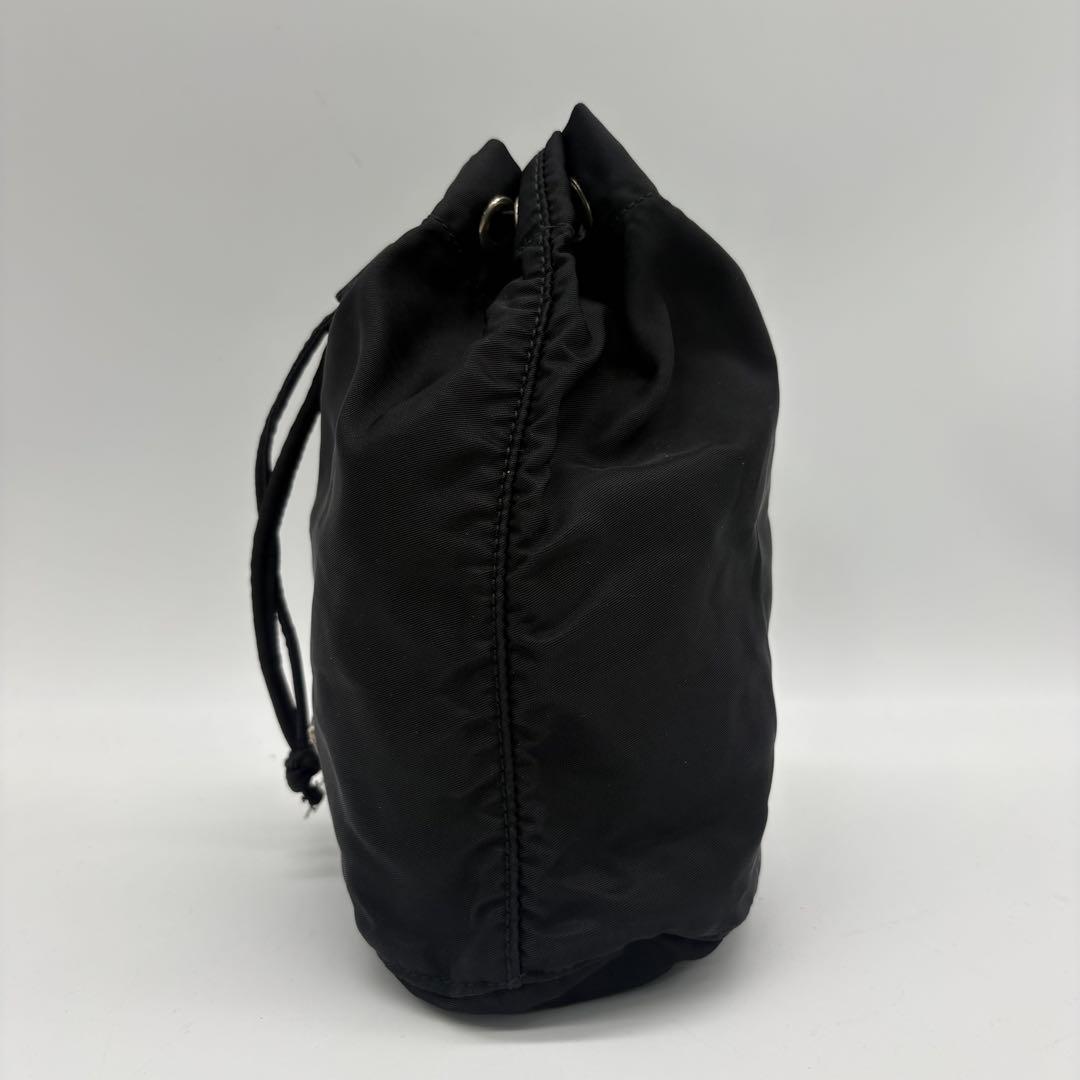 【我儘様】PRADA 巾着ミニポーチ バッグ ナイロン 三角ロゴ ブラック