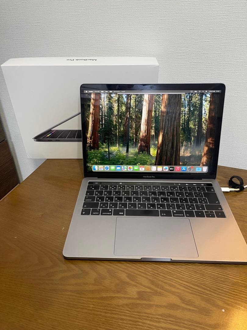 MacBook Pro 13インチ 2018 i7 16GB 512GB SSD