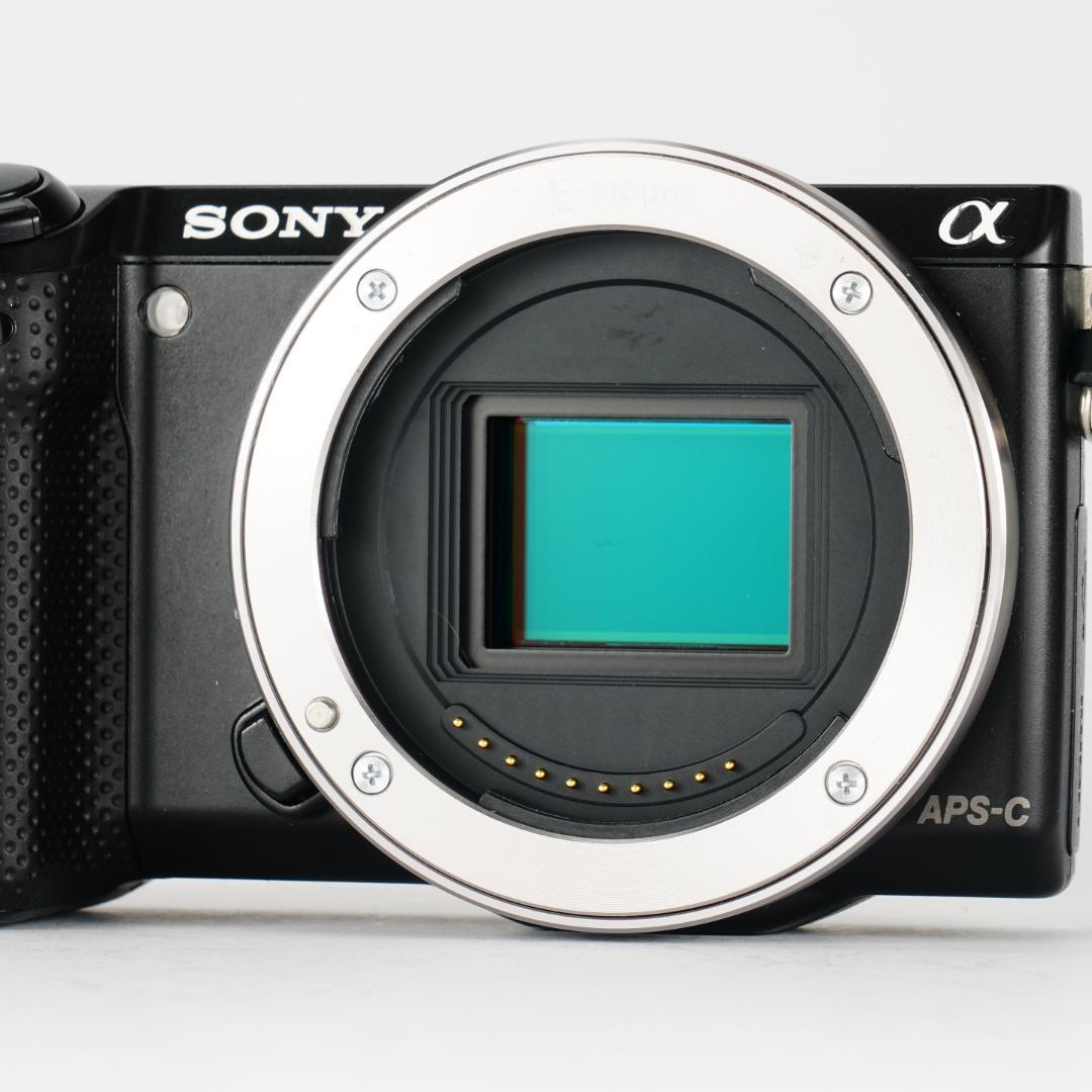 学生応援。スマホ卒業 SONY NEX-5T未使用級ダブルズーム ミラーレス一眼