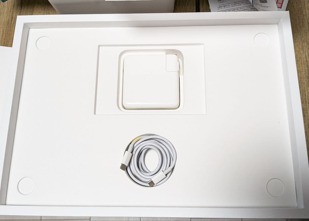 16インチMacBook Proスペースグレイ 32GBメモリ512GB SSD