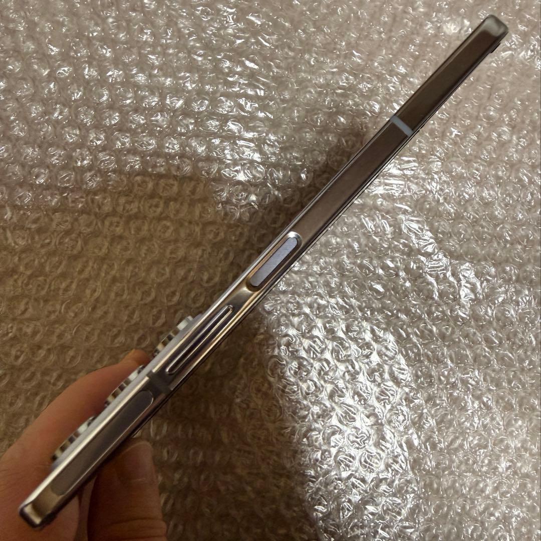 Samsung Galaxy Fold5 国内版 256GB SIMフリー