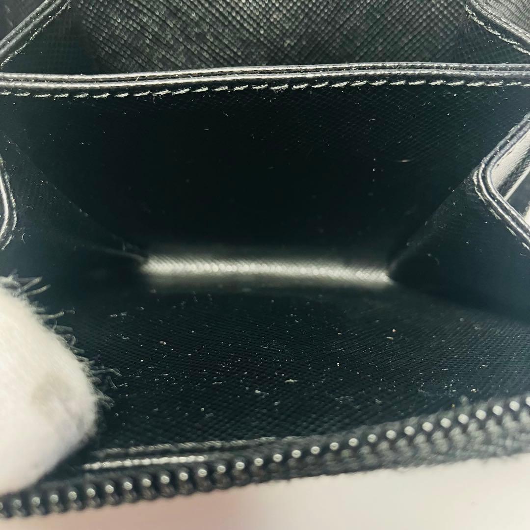 極美品　PRADA 黒 コンパクトウォレット　 サフィアーノレザーシルバー金具