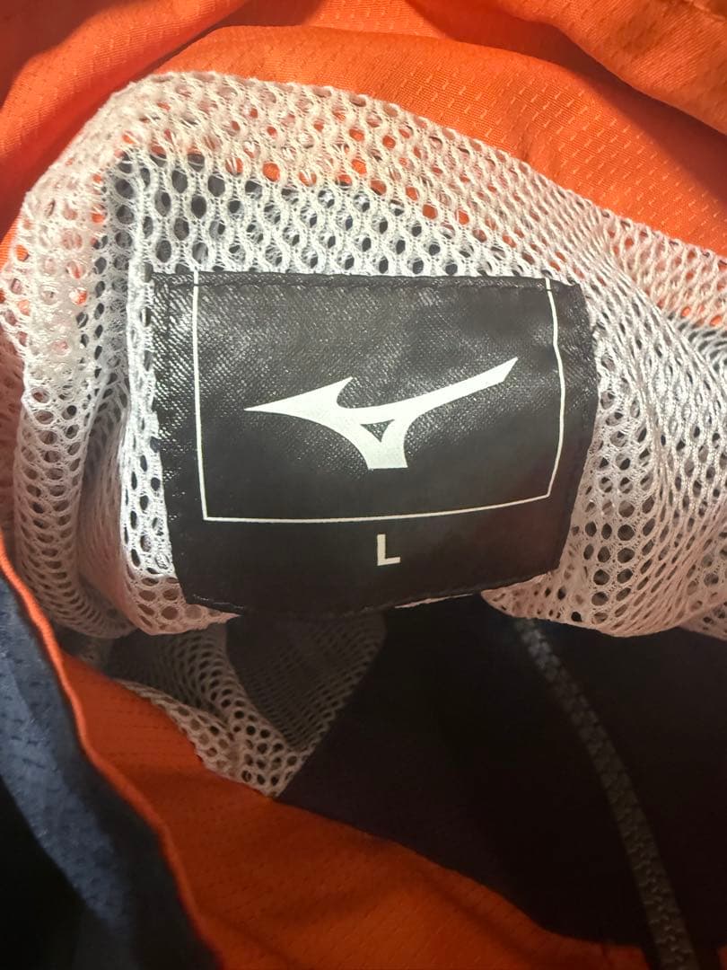 日体大陸上部　ウィンドブレーカー上下セット