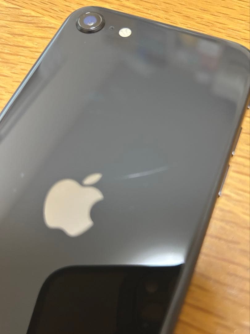 Apple iPhone SE2 SIMフリー ブラック 本体のみ