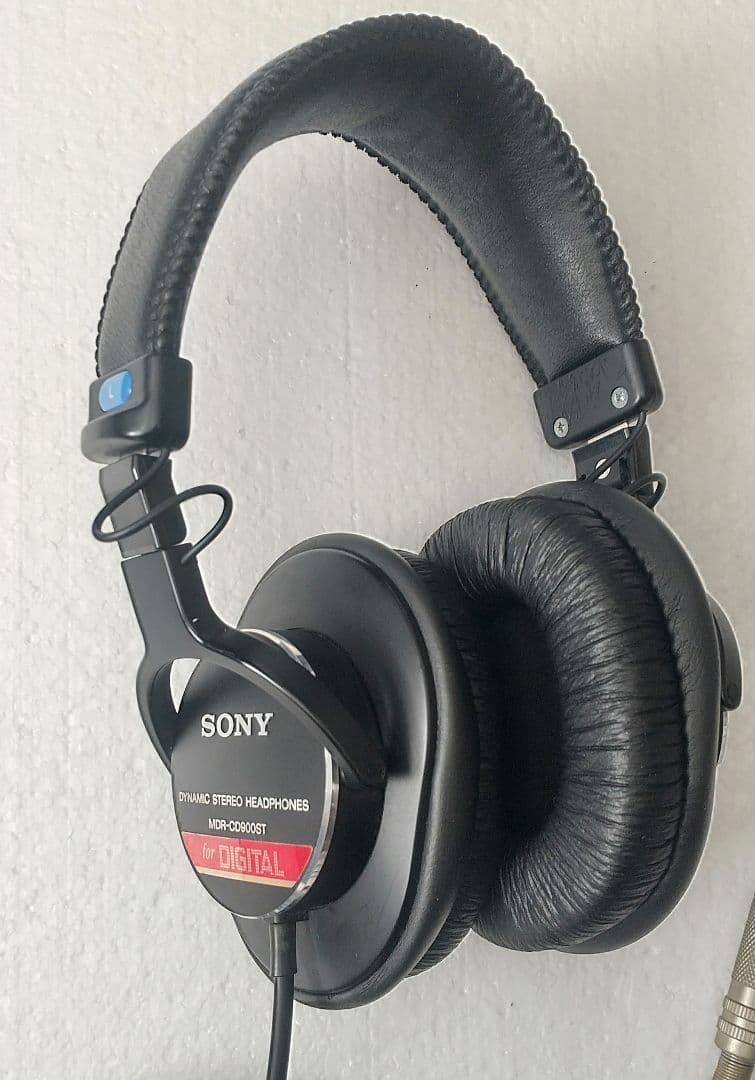 SONY MDR-CD900ST モニターヘッドホン　密閉型