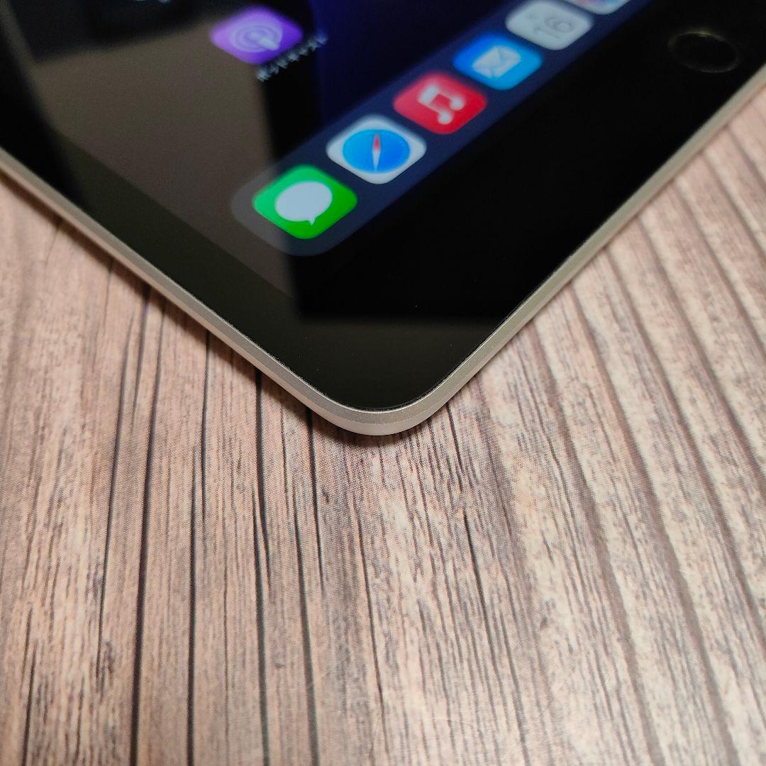 iPad 第9世代 64GB SIMフリー 美品