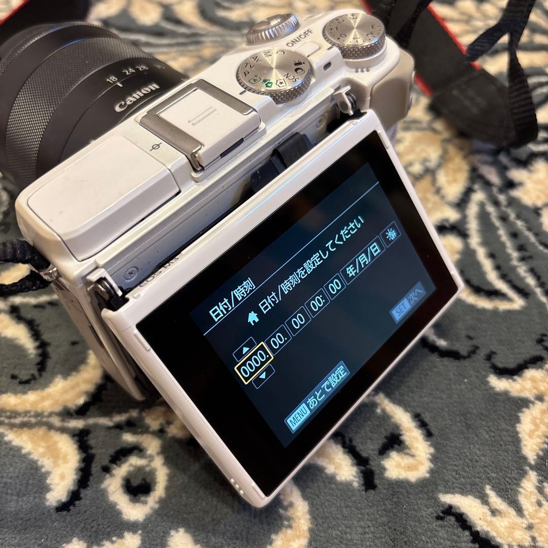 【最終値下】Canon EOS M3 ミラーレス一眼レフ カメラ レンズ　キット