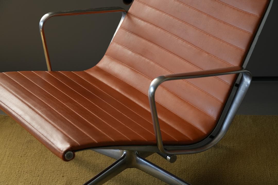 ハーマンミラー アルミナムグループ ラウンジチェア EA322