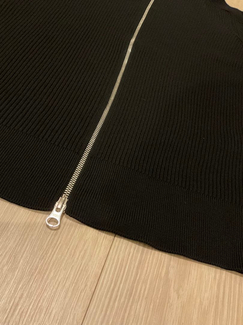 STONE  ブラック ハイネックセーター美品　ストーン　M ニット