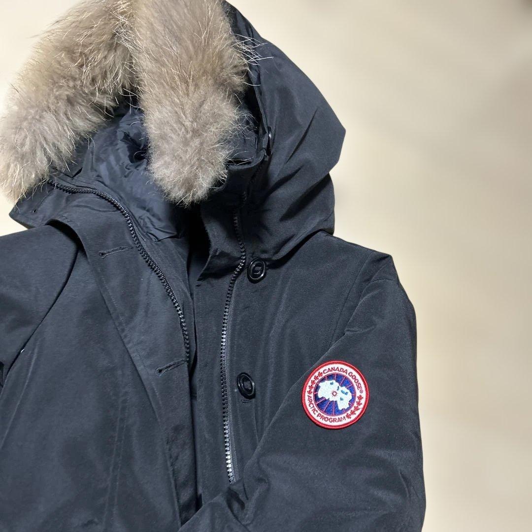 カナダグース　ダウンジャケット　Mサイズ　ブラック