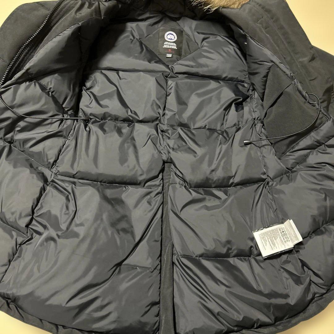 カナダグース　ダウンジャケット　Mサイズ　ブラック