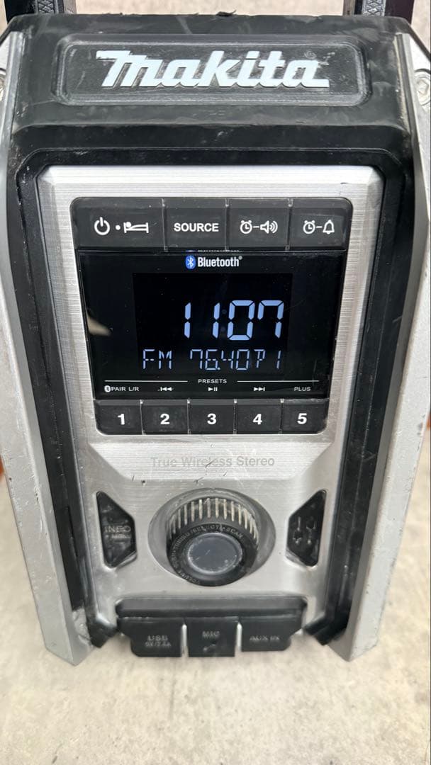 Makita Bluetooth ワイヤレスステレオラジオ　MR113